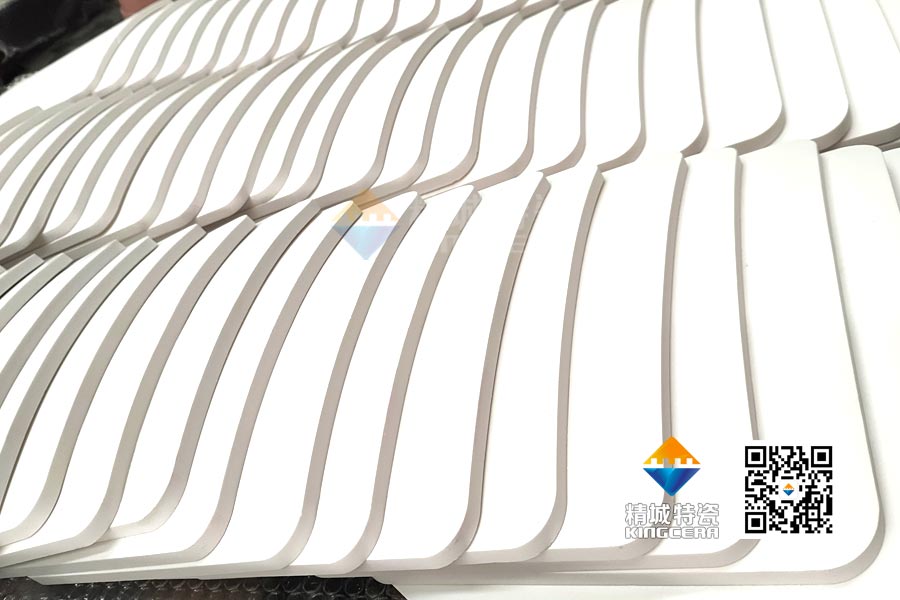 高純氧化鋁陶瓷單曲面防彈板 高純氧化鋁陶瓷單曲面防彈板